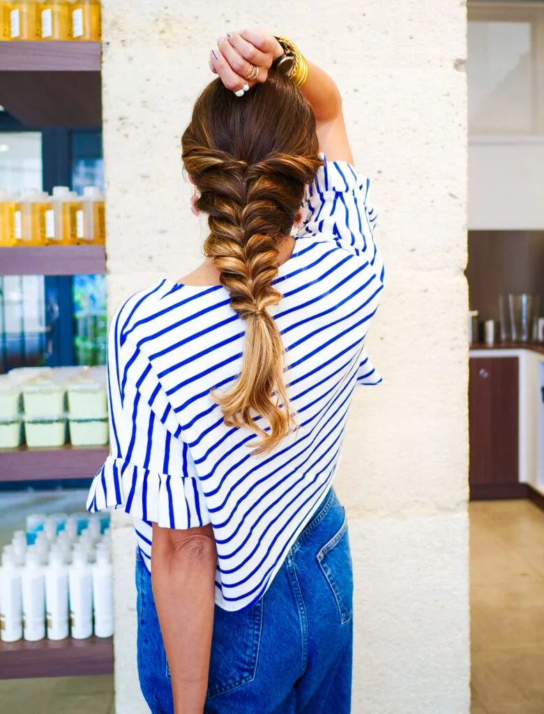 chignon tresse dit tresse queue de poisson
