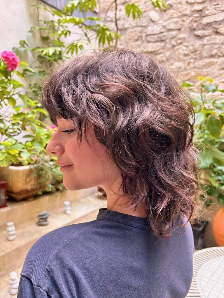 shag haircut profile